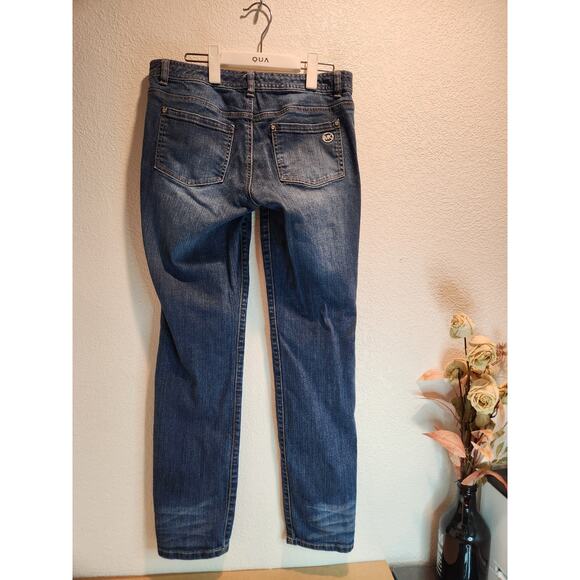Michael Kors Women's Medium‎ Wash Denim low waist Jeans Size 6 Slim Fit - Picture 2 of 6